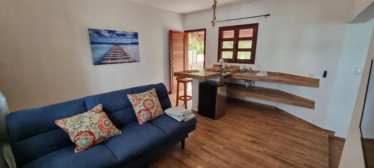 Villas Milagros Huay Pix 0*,